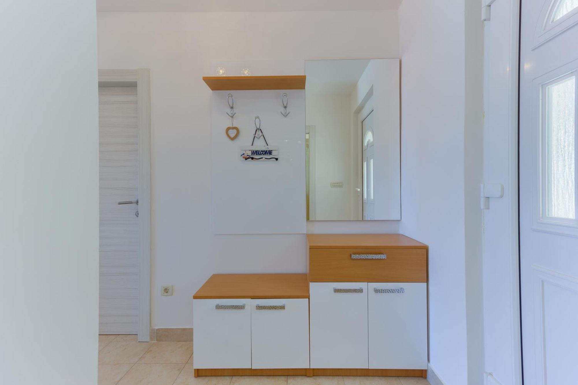 Villa Arijana -More สลาทิเน ภายนอก รูปภาพ